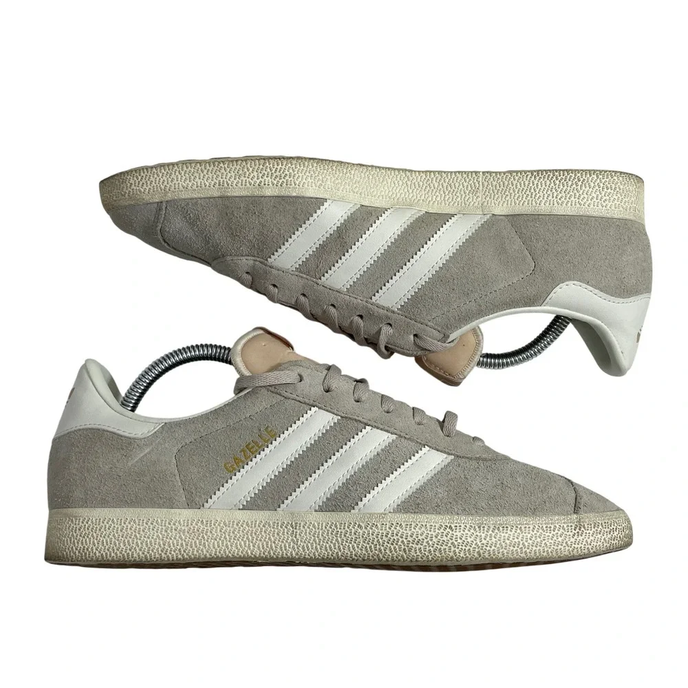 Adidas Gazelle Men's Sneakers in a Wonder Beige and Off White Size 9.5‎ Shoes